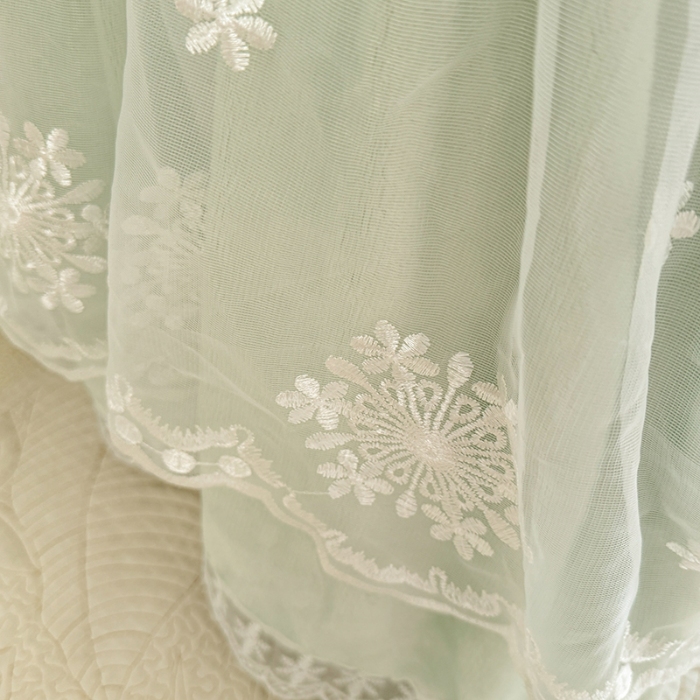 91家纺网 家纺一手货源 找家纺 2025秋冬新款230g全消光牛奶绒床裙款四件套纯色蕾丝花边刺绣蕾丝床裙款床盖款法式蕾丝公主粉奶油风四件套 甜心—新芽绿