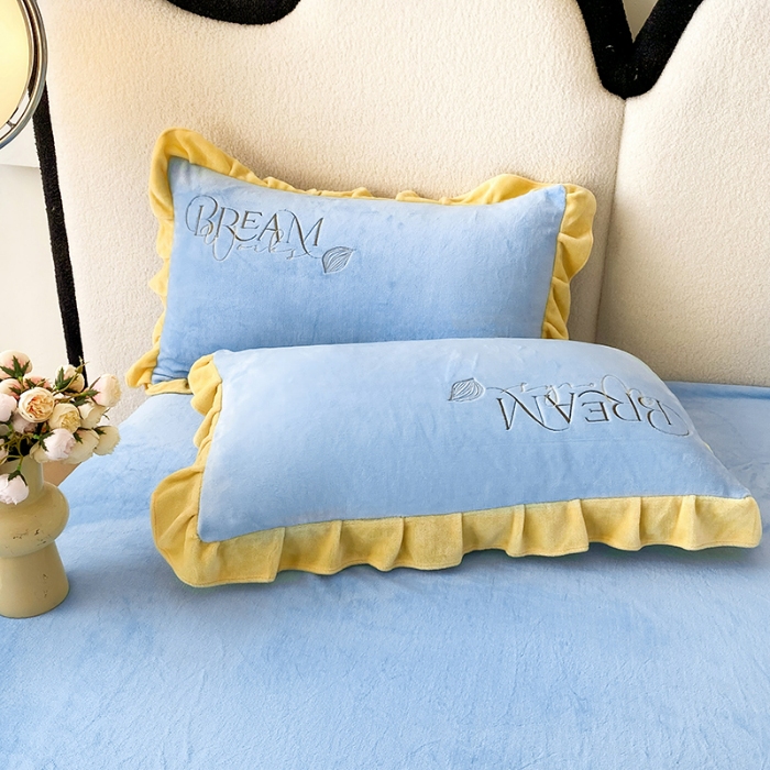 91家纺网 家纺一手货源 找家纺 9斤高端韩版少女心法式公主风贴布绣花牛奶绒四件套小清新绒兔毛绒法莱绒床盖被套丝绒兔毛绒法莱绒床盖被套 潘多拉-婴儿蓝 