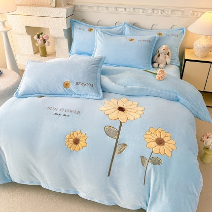 91家纺网 家纺一手货源 找家纺 漫布云2025大版花卉牛奶绒四件套小香风高克重加厚兔毛绒240g牛奶绒工艺款刺绣花四件套婴儿宝宝兔兔绒法莱金貂绒刺绣花四件套 梦露—艾玛橙  