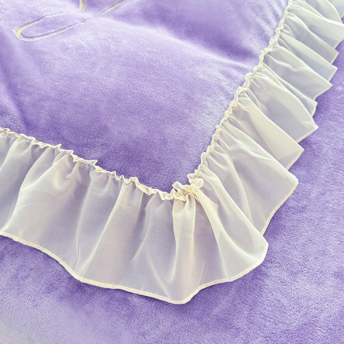 91家纺网 家纺一手货源 找家纺 苏米娜2024秋冬新款法式公主风少女心牛奶绒四件套立体贴布绣花绒蝴蝶刺绣床裙款四件套 伊甸园—梦幻紫 