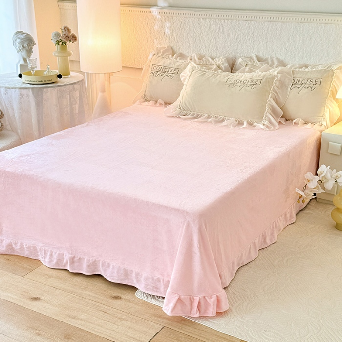 91家纺网 家纺一手货源 找家纺 苏米娜2024秋冬新款法式公主风少女心牛奶绒四件套立体贴布绣花绒蝴蝶刺绣床裙款四件套  伊甸园—嫩黄  