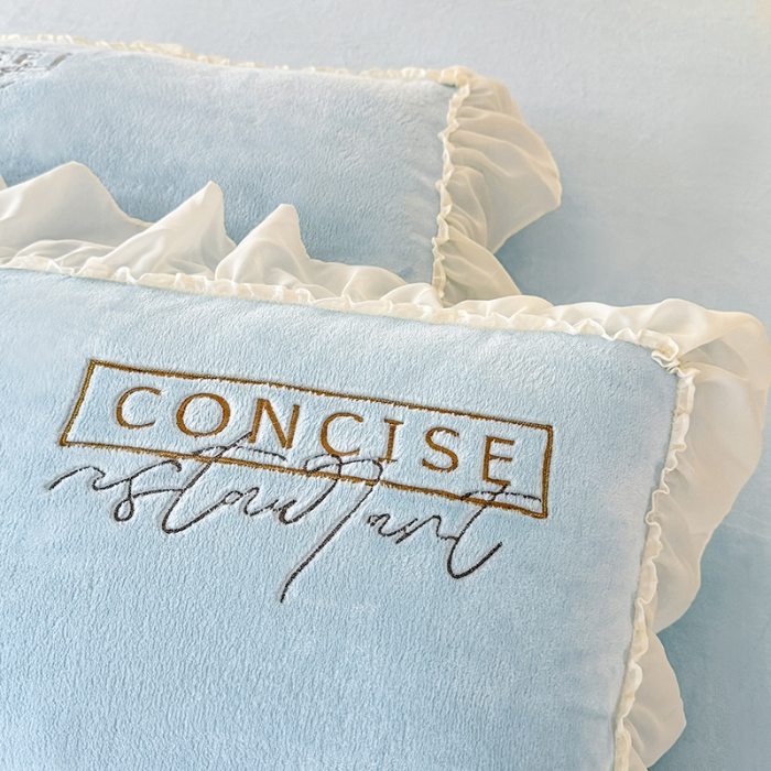 91家纺网 家纺一手货源 找家纺 苏米娜2024秋冬新款法式公主风少女心牛奶绒四件套立体贴布绣花绒蝴蝶刺绣床裙款四件套 伊甸园—婴儿蓝 