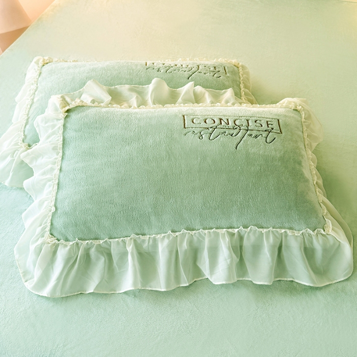 91家纺网 家纺一手货源 找家纺 苏米娜2024秋冬新款法式公主风少女心牛奶绒四件套立体贴布绣花绒蝴蝶刺绣床裙款四件套  伊甸园—新芽绿  