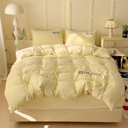 91家纺网 家纺一手货源 找家纺 坚果摄影     小清新小红书自然光四件套拍摄样片