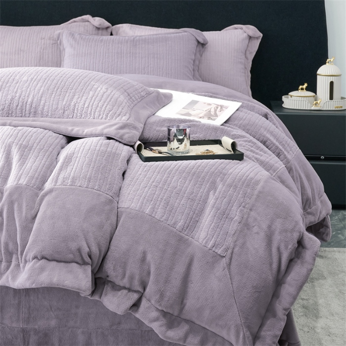 91家纺网 家纺一手货源 找家纺 榻尚家居 2024秋冬新品 加厚保暖牛奶婴肤绒 云貂绒四件套 水貂绒-紫灰色