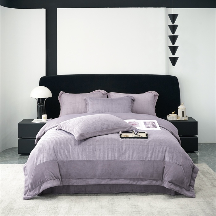 91家纺网 家纺一手货源 找家纺 榻尚家居 2024秋冬新品 加厚保暖牛奶婴肤绒 云貂绒四件套 水貂绒-紫灰色