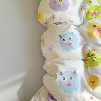 91家纺网 家纺一手货源 找家纺 温眠 2025新款亲肤柔软卡通印花水洗棉四件套 小怪兽