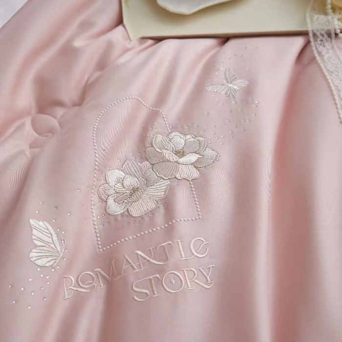 91家纺网 家纺一手货源 找家纺 2025新款蒂芙尼蚕蛹蛋白暖绒被 粉色