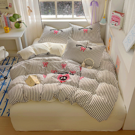 91家纺网 家纺一手货源 找家纺 （总）韩秀家纺 2025【提供买家秀】加厚115g超柔纯色云朵棉ins毛巾绣水洗棉四件套亲肤床笠刺绣花条纹格子-糯糯棉蛋糕和兔