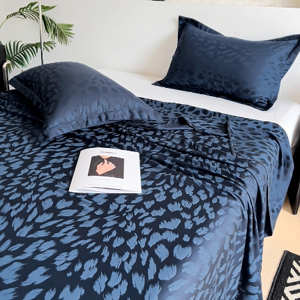 91家纺网 家纺一手货源 找家纺 （总）2025品乐100支长绒棉纯色提花床笠 笠高35cm