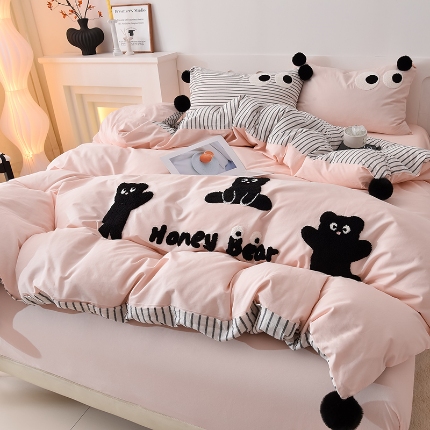 91家纺网 家纺一手货源 找家纺 （总）炫拼家纺 2025新款毛球卡通毛巾绣A类全棉40支水洗棉四件套