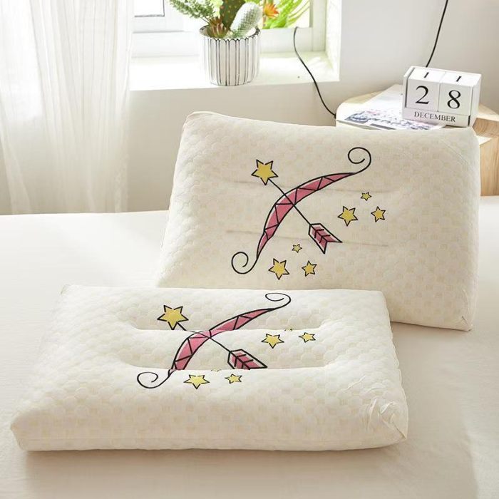 91家纺网 家纺一手货源 找家纺 2025卡通碎乳胶颗粒枕芯儿童成人乳胶枕头护颈家用 学生宿舍礼品直播厂家直销