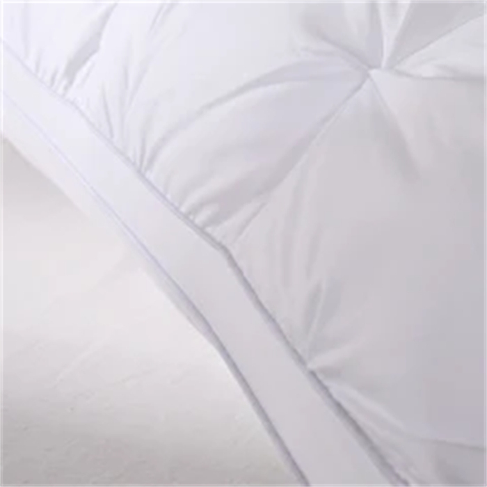 91家纺网 家纺一手货源 找家纺 （总）天之悦家纺 2025扭花枕头羽丝绒面包枕芯护颈酒店家用学生宿舍枕48*74cm