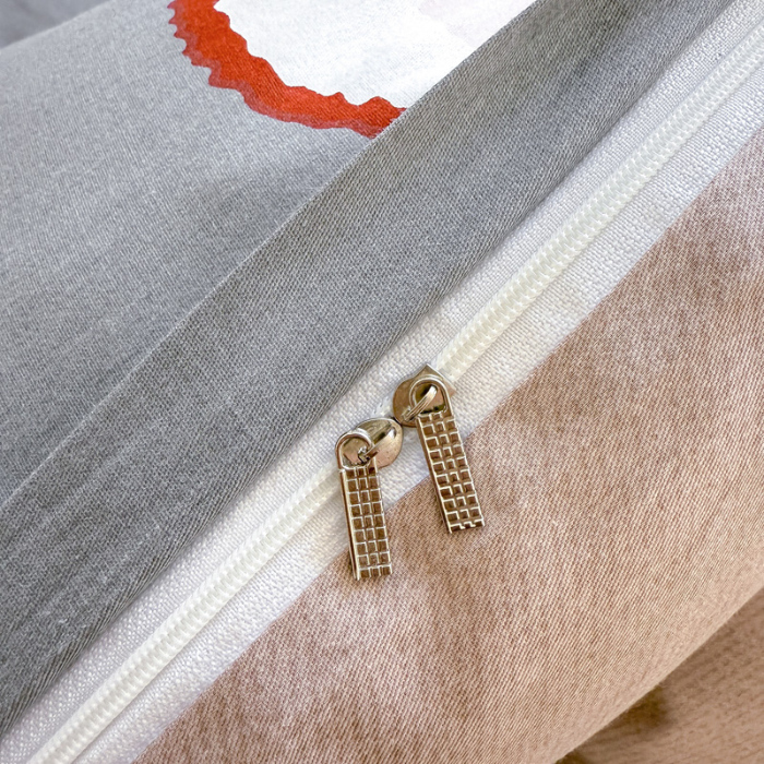 91家纺网 家纺一手货源 找家纺 帛织澜 2025新款全棉被套喷气12868系列纯棉单被套（预留缩水） 多米熊-咖AA