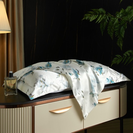 黄鹂鸟 2025新款高端轻奢丝滑裸睡丝绸印花水洗真丝天丝单品枕套 锦绣花缘