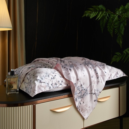 黄鹂鸟 2025新款高端轻奢丝滑裸睡丝绸印花水洗真丝天丝单品枕套 桃林秘境