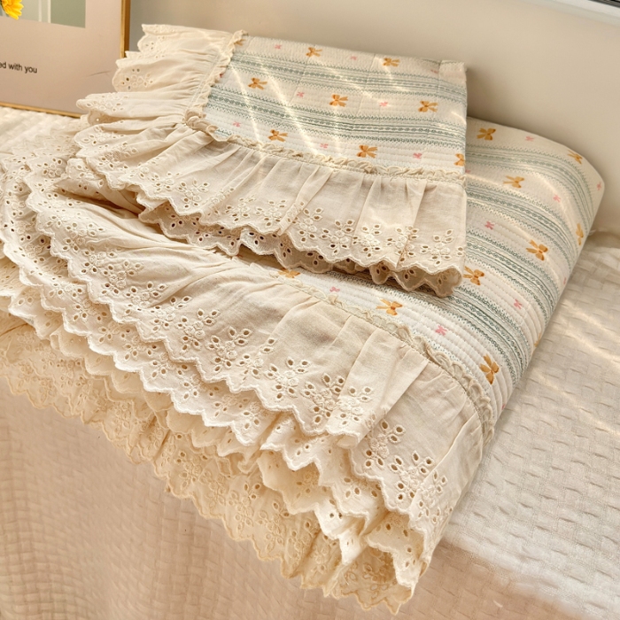 91家纺网 家纺一手货源 找家纺 2025春夏新款全棉纯棉印花法式花边床盖三件套 蝴蝶梦花边床盖