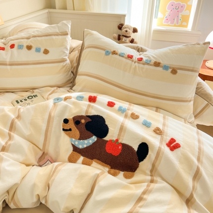 91家纺网 家纺一手货源 找家纺 （总）葡萄家 2025专版高克重超萌卡通格子双拼毛巾绣软糯糯水洗棉四件套