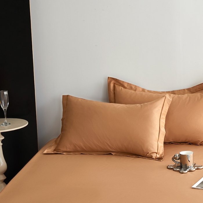 91家纺网 家纺一手货源 找家纺 2025年新款100支纯棉长绒棉全棉贡缎纯色枕套 拿铁棕