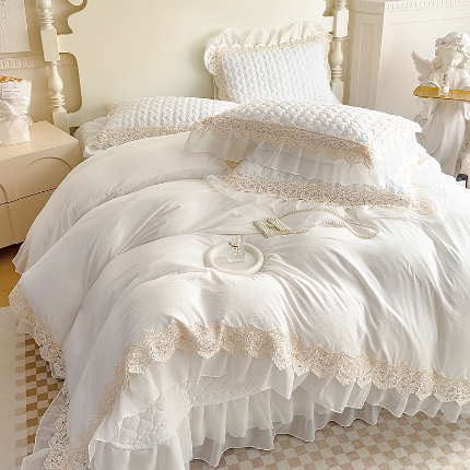 91家纺网 家纺一手货源 找家纺 （总）新款A类糯小棉法式蕾丝雪纺床盖三件套 法式花边四件套