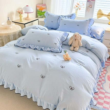 91家纺网 家纺一手货源 找家纺 （总）漫步云家纺2025春夏新品韩版花边超柔水洗棉四件套蝴蝶结刺绣全棉磨毛水洗棉麻双层纱色织水洗棉四件套