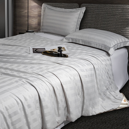 91家纺网 家纺一手货源 找家纺 （总）保真100%蚕丝被 柞蚕丝夏被手工订花提花蚕丝被