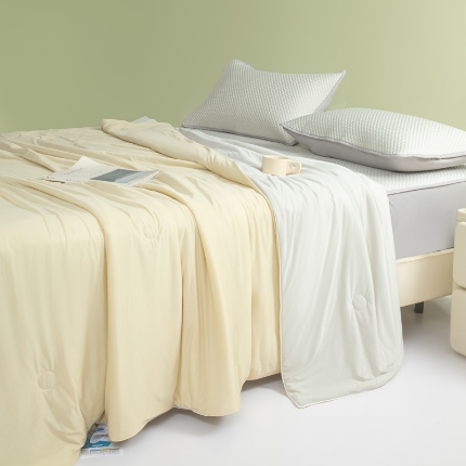 91家纺网 家纺一手货源 找家纺 （总）莱登卡奴 2025新款A类云母凉感丝夏被四件套夏凉被空调被子被芯