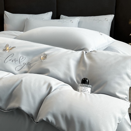 91家纺网 家纺一手货源 找家纺 （总）经年 2025新款高克重亲肤棉刺绣四件套-蝶舞