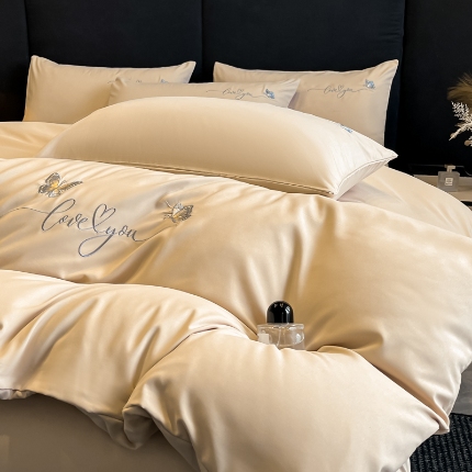 91家纺网 家纺一手货源 找家纺 （总）经年 2025新款高克重亲肤棉刺绣四件套-蝶舞