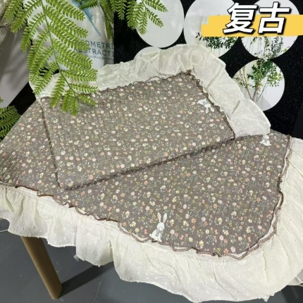 91家纺网 家纺一手货源 找家纺 （总）纯棉床盖三件套260×240法式全棉床裙花边 纯棉夹棉床盖+枕套×2