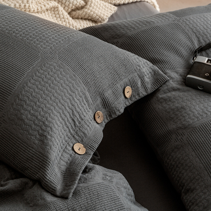 91家纺网 家纺一手货源 找家纺 总-简宜家居 2022新款纯棉提花水洗棉纽扣款四件套