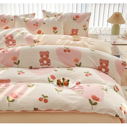 91家纺网 家纺一手货源 找家纺 （总）2025新颖春夏季款ins青春绿动卡通风磨毛水洗棉四件套床上用品