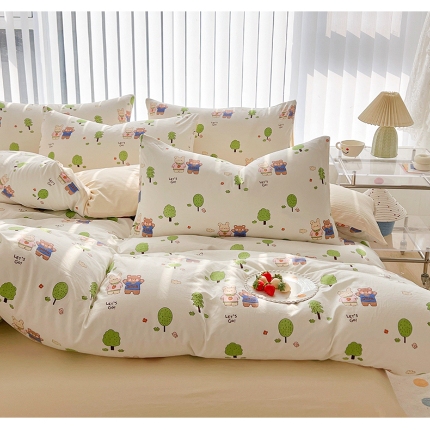 91家纺网 家纺一手货源 找家纺 （总）2025新颖春夏季款ins青春绿动卡通风磨毛水洗棉四件套床上用品