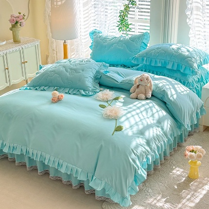 91家纺网 家纺一手货源 找家纺 （总）芭比蔓家纺 2025新款夹棉床裙四件套-花海系列