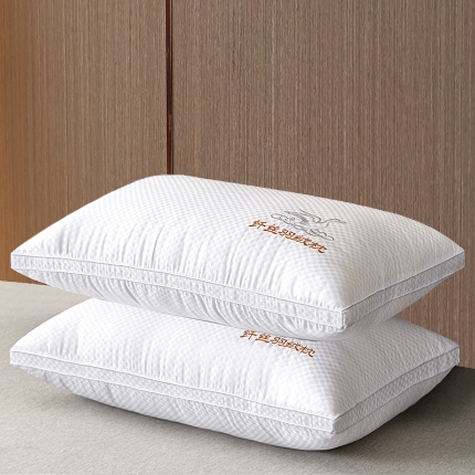 91家纺网 家纺一手货源 找家纺 兴丝露枕芯 全棉缎格纤丝枕 双边枕 立体枕 成人枕头 羽丝枕