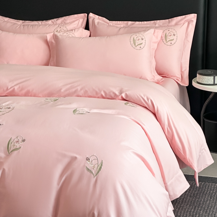 91家纺网 家纺一手货源 找家纺 （总）（控价）新方向2025新款全棉长绒棉刺绣四件套-铃兰物语