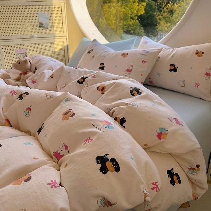 91家纺网 家纺一手货源 找家纺 2025耀达新款舒适水洗棉印花四件套 狗狗日记-印花