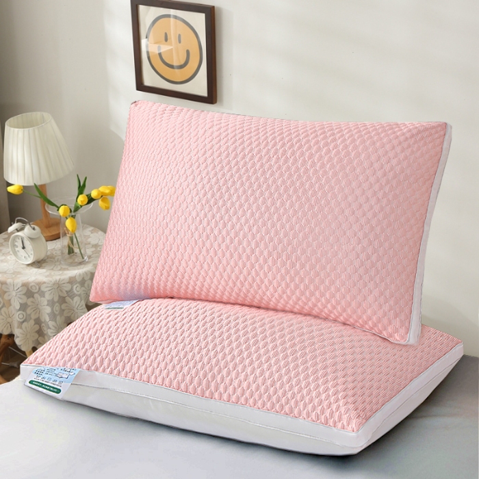 91家纺网 家纺一手货源 找家纺 兴丝露枕芯 凉感丝豆豆羽丝枕 全棉羽丝绒枕头 立体枕 双边枕 春夏枕头 夏季凉感枕 舒适枕