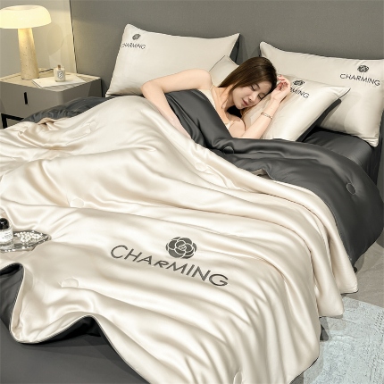 91家纺网 家纺一手货源 找家纺 （总）云棉坊 2025新款滚边水洗真丝刺绣夏被四件套-沐夏系列