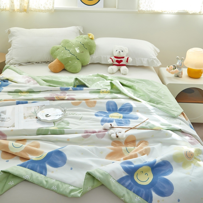 91家纺网 家纺一手货源 找家纺 美之润2025新款A类全棉印花夏被空调被夏凉被 微笑芭莎