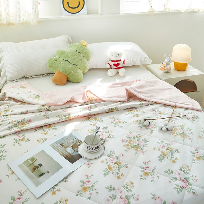 91家纺网 家纺一手货源 找家纺 美之润2025新款A类全棉印花夏被空调被夏凉被 月夕花晨(米)