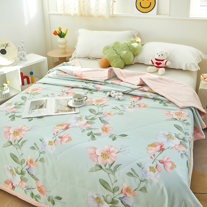 91家纺网 家纺一手货源 找家纺 美之润2025新款A类全棉印花夏被空调被夏凉被 云想花容(绿)