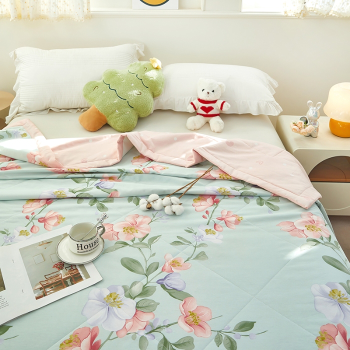 91家纺网 家纺一手货源 找家纺 美之润2025新款A类全棉印花夏被空调被夏凉被 云想花容(绿)