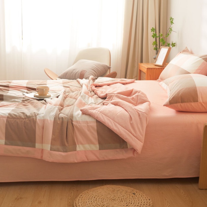 91家纺网 家纺一手货源 找家纺 （总）熙宴 2025新款无印风新疆棉花夏被四件套