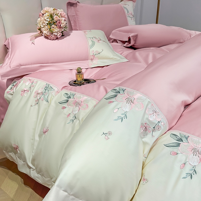 91家纺网 家纺一手货源 找家纺 （总）宅家居 2025轻奢法式小香风双面纯棉刺绣拼接款长绒棉四件套-樱花恋