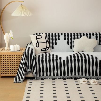 91家纺网 家纺一手货源 找家纺 沐沐 2026新款雪尼尔印花沙发巾 茂林修竹黑