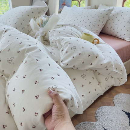 91家纺网 家纺一手货源 找家纺 （总）耀悦家纺 2025新款双层纱印花四件套