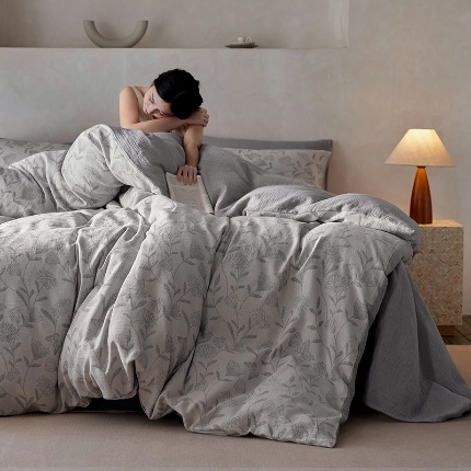 91家纺网 家纺一手货源 找家纺 （总）艾咪-Amy ntmy 2025新款全棉立体浮雕提花双层纱四件套-流风余韵