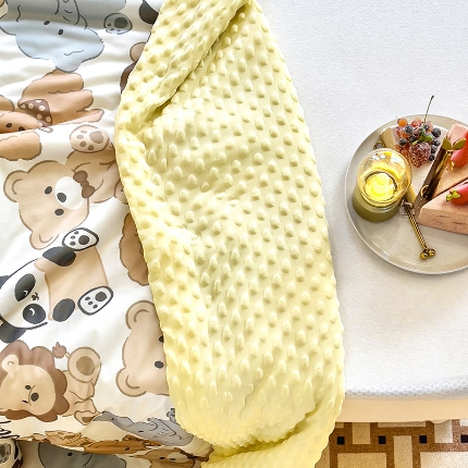 91家纺网 家纺一手货源 找家纺 （总）绒梦里 2025有氨印花小凉皮凉感冰豆豆夏被学生幼儿园儿童夏凉被空调被