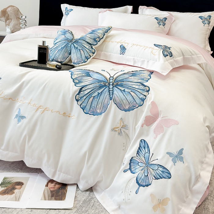 91家纺网 家纺一手货源 找家纺 春夏新款50*50S贡缎长绒棉刺绣四件套纯棉床单床笠高档礼盒装 白拼粉-绮梦蝶-贡缎长绒棉